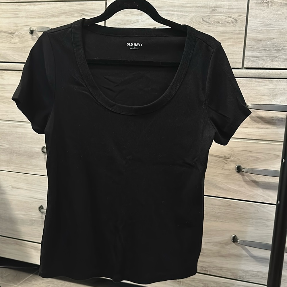 Old Navy Black Ribbed T Shirt